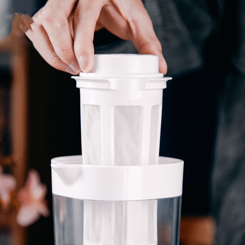 Cold brew maker carafe — detail
